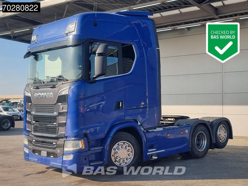 Scania S520 6X2 Retarder 2x Tanks Liftachse Navi LED - Тягач: фото 1 Scania S520 6X2 Retarder 2x Tanks Liftachse Navi LED - Тягач: фото 1