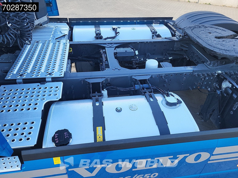 Volvo FH16 650 4X2 XL Retarder Full-Air VDS I-ParkCool Leather Alcoa's - Тягач: фото 3 Volvo FH16 650 4X2 XL Retarder Full-Air VDS I-ParkCool Leather Alcoa's - Тягач: фото 3