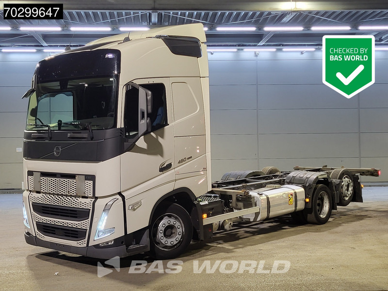 Volvo FH 460 6X2 BDF Low deck 2x Tanks Lift-Axle I-Park Cool Led Euro 6 - Грузовик-контейнеровоз/ Сменный кузов: фото 1 Volvo FH 460 6X2 BDF Low deck 2x Tanks Lift-Axle I-Park Cool Led Euro 6 - Грузовик-контейнеровоз/ Сменный кузов: фото 1