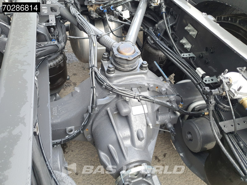 Volvo FH 460 6X2 NEW chassis! Full air Suspension Lift-Axle Navi ACC LED Euro 6 в лизинг Volvo FH 460 6X2 NEW chassis! Full air Suspension Lift-Axle Navi ACC LED Euro 6: фото 13