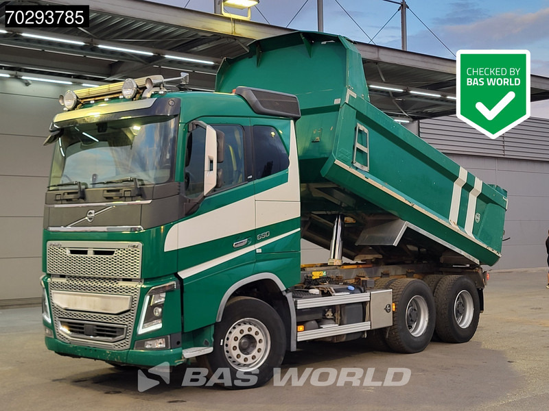 Volvo FH16 650 FH16 6X4 12m3 tipper Automatic Retarder Big-Axle Xenon Euro 6 - Самосвал: фото 1 Volvo FH16 650 FH16 6X4 12m3 tipper Automatic Retarder Big-Axle Xenon Euro 6 - Самосвал: фото 1