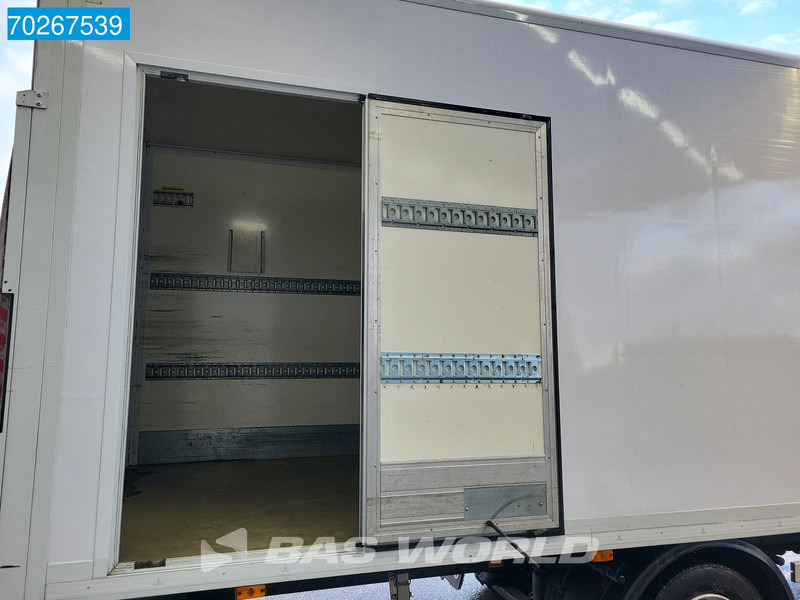 Грузовик с закрытым кузовом Volvo FL 210 4X2 12tons NL-Truck Automatic Ladebordwand Euro 6: фото 13