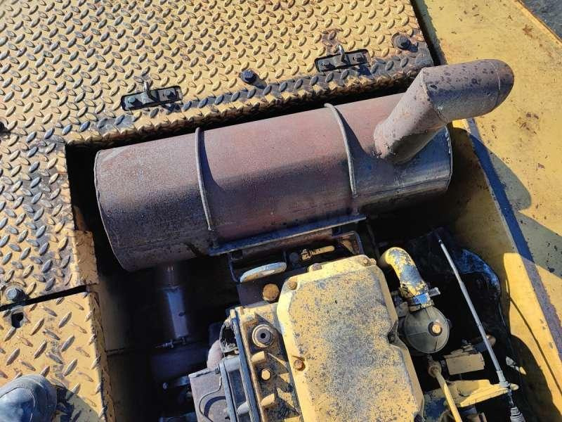 Гусеничный экскаватор Caterpillar E120B: фото 38