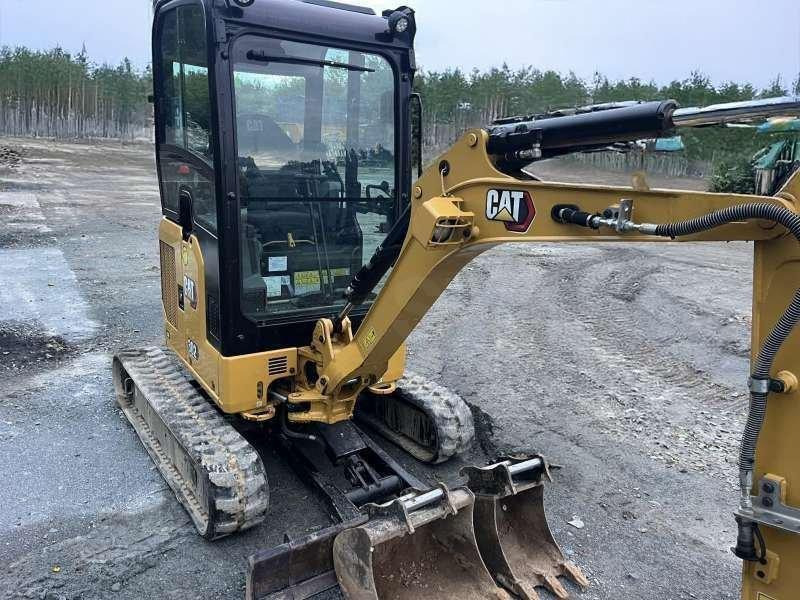 Caterpillar Mini Pelle 302 - Мини-экскаватор: фото 3 Caterpillar Mini Pelle 302 - Мини-экскаватор: фото 3