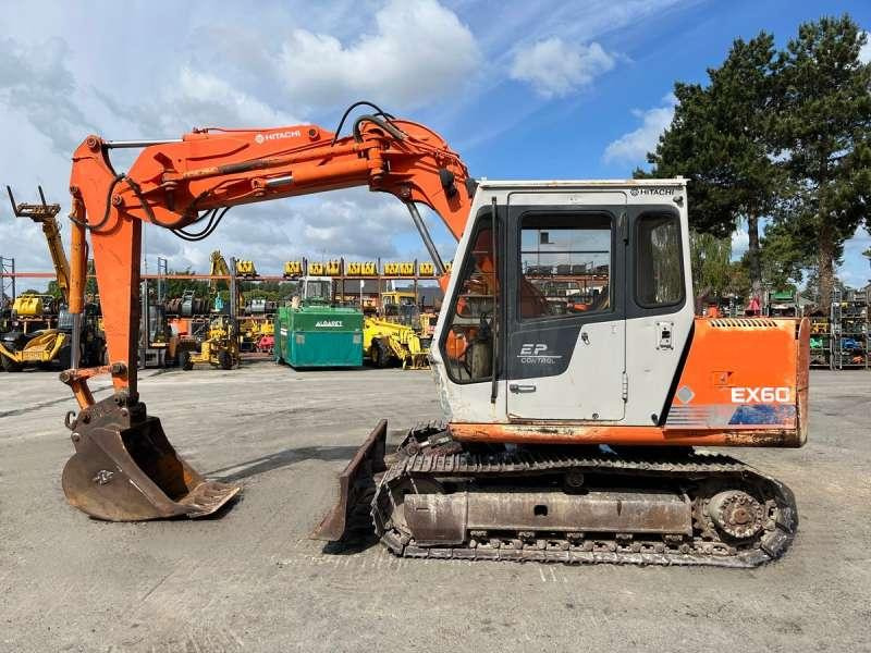 Hitachi EX60 - Гусеничный экскаватор: фото 4 Hitachi EX60 - Гусеничный экскаватор: фото 4