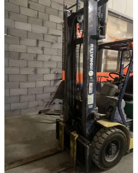 Komatsu FD25T-14 - Дизельный погрузчик: фото 2 Komatsu FD25T-14 - Дизельный погрузчик: фото 2