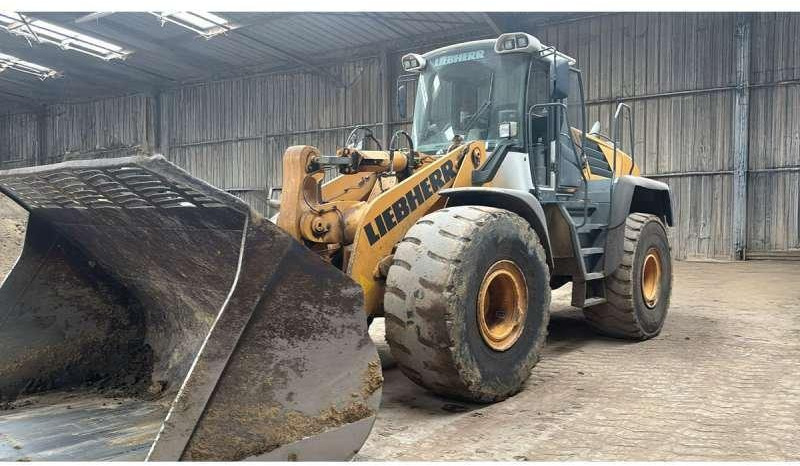 Liebherr L576 - Колёсный погрузчик: фото 2 Liebherr L576 - Колёсный погрузчик: фото 2