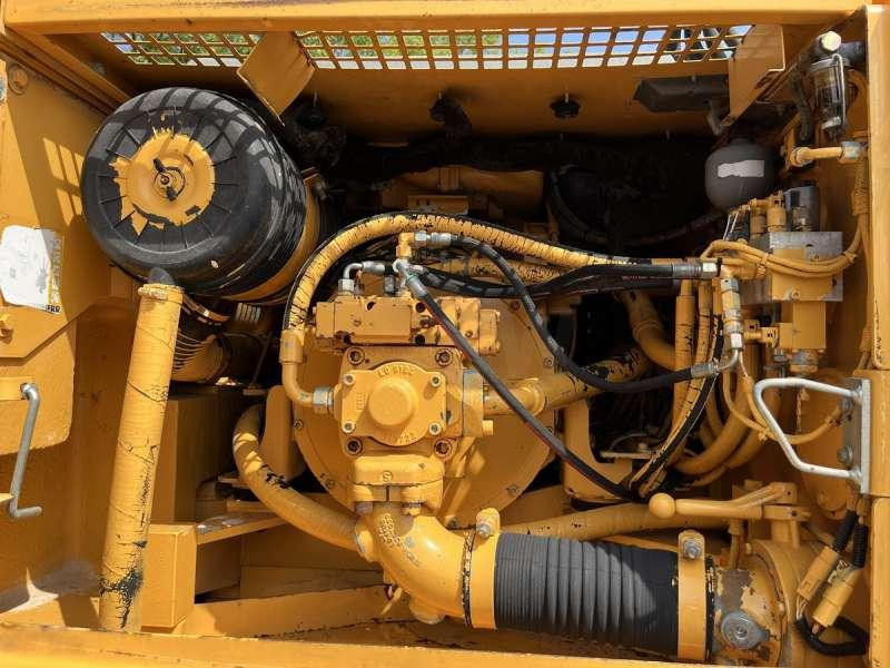 Гусеничный экскаватор Liebherr R904HDSL: фото 31