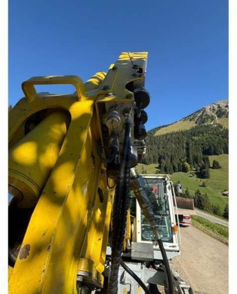 MENZI MUCK M525 - Шагающий экскаватор-паук: фото 3 MENZI MUCK M525 - Шагающий экскаватор-паук: фото 3