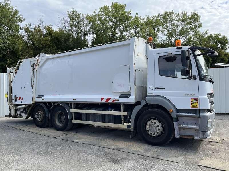 Mercedes AXOR 2533 - Мусоровоз: фото 1 Mercedes AXOR 2533 - Мусоровоз: фото 1