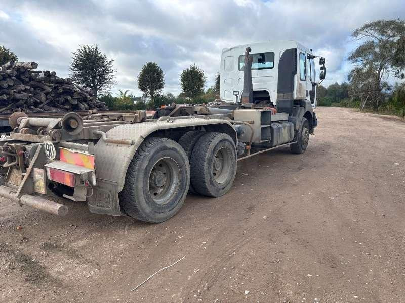 Renault KERAX 420DCI 6X4 - Крюковой мультилифт: фото 5 Renault KERAX 420DCI 6X4 - Крюковой мультилифт: фото 5