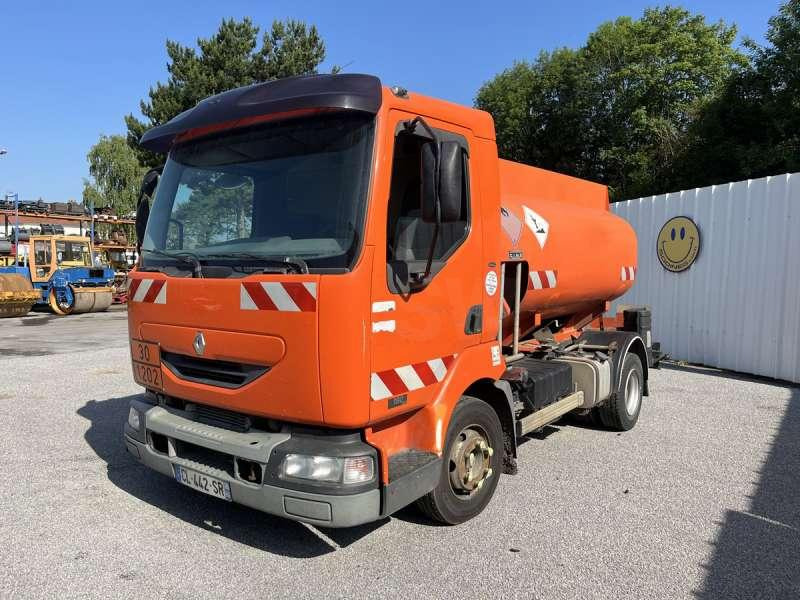 Renault MIDLUM 180 DCI - Грузовик-цистерна: фото 2 Renault MIDLUM 180 DCI - Грузовик-цистерна: фото 2