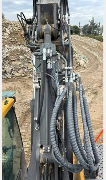 Volvo ECR235EL - Гусеничный экскаватор: фото 5 Volvo ECR235EL - Гусеничный экскаватор: фото 5