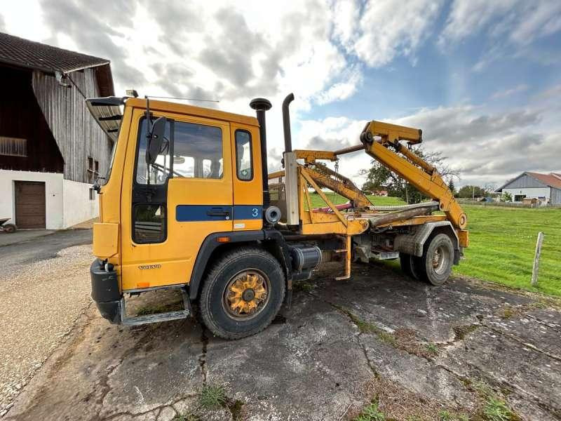Volvo FL6 INTERCOOLER 4X2 - Крюковой мультилифт: фото 4 Volvo FL6 INTERCOOLER 4X2 - Крюковой мультилифт: фото 4