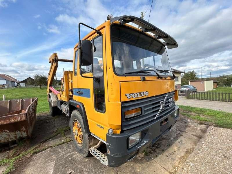 Volvo FL6 INTERCOOLER 4X2 - Крюковой мультилифт: фото 2 Volvo FL6 INTERCOOLER 4X2 - Крюковой мультилифт: фото 2