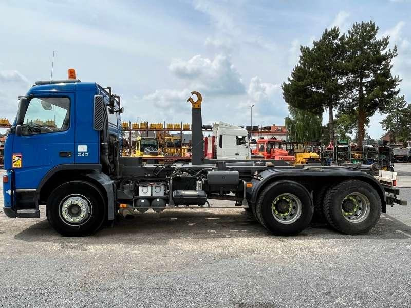 Volvo FM 12 - 340 - Крюковой мультилифт: фото 4 Volvo FM 12 - 340 - Крюковой мультилифт: фото 4
