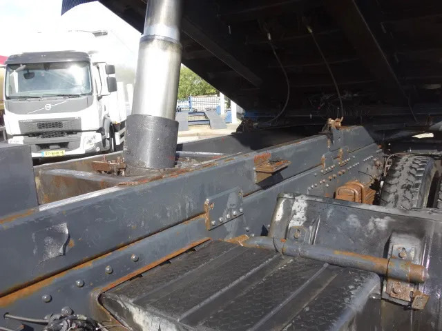 MAN 41-414 MEILLER KIPPER 8X4,MANUAL POMP - Самосвал: фото 5 MAN 41-414 MEILLER KIPPER 8X4,MANUAL POMP - Самосвал: фото 5