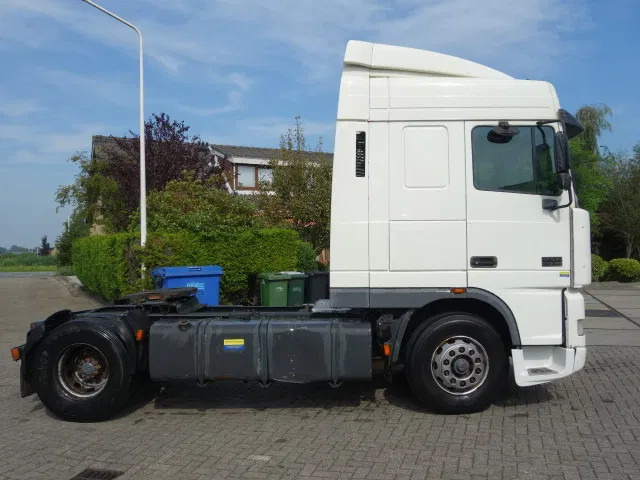 DAF XF 430 euro3 manual gear - Тягач: фото 3 DAF XF 430 euro3 manual gear - Тягач: фото 3
