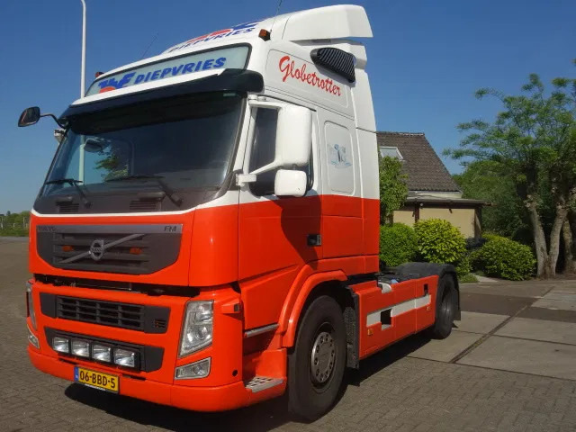 Volvo FM 370 GLOBETROTTER TOP CONDITION - Тягач: фото 2 Volvo FM 370 GLOBETROTTER TOP CONDITION - Тягач: фото 2