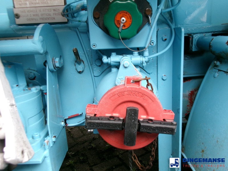 Полуприцеп-цистерна CALDAL Fuel tank alu 30 m3 / 5 comp + pump: фото 6