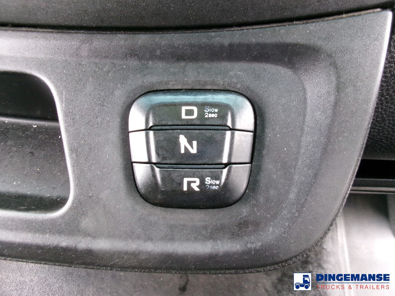 Грузовик с закрытым кузовом Iveco Eurocargo 180E25S RHD 4x2 Euro 6 Closed box: фото 17