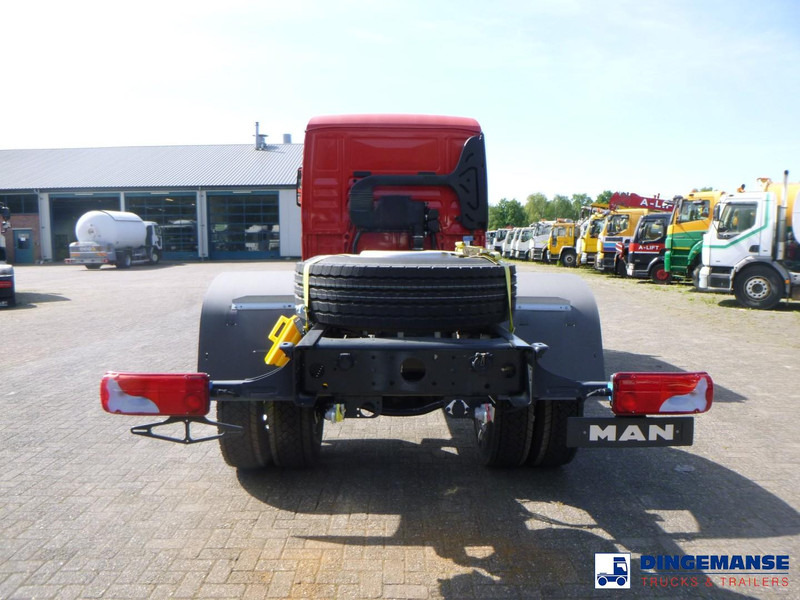 MAN TGM 18.320 4x4 BB chassis / new/unused - Грузовик-шасси: фото 5 MAN TGM 18.320 4x4 BB chassis / new/unused - Грузовик-шасси: фото 5