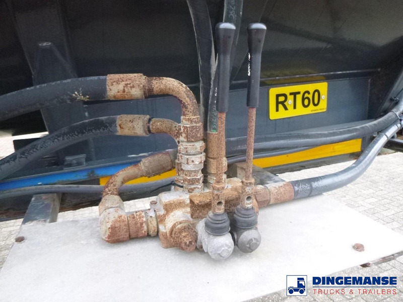 Полуприцеп-цистерна WHALE Vacuum tank inox 30 m3 / 1 comp + pump: фото 9