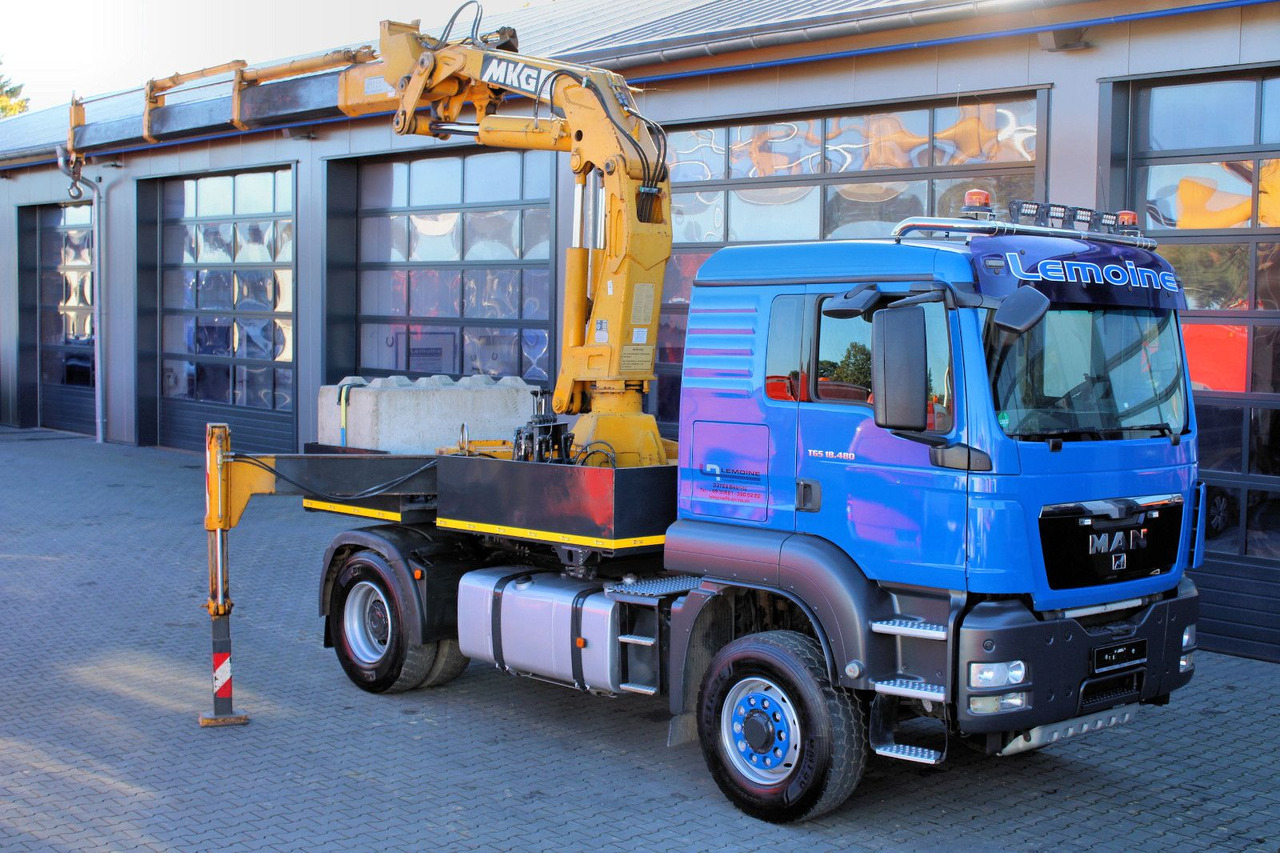 MAN TGS 18.480 4x4 BLS SZM+Pritsche MKG HLK 340 Kran - Грузовик бортовой/ Платформа, Автоманипулятор: фото 1 MAN TGS 18.480 4x4 BLS SZM+Pritsche MKG HLK 340 Kran - Грузовик бортовой/ Платформа, Автоманипулятор: фото 1