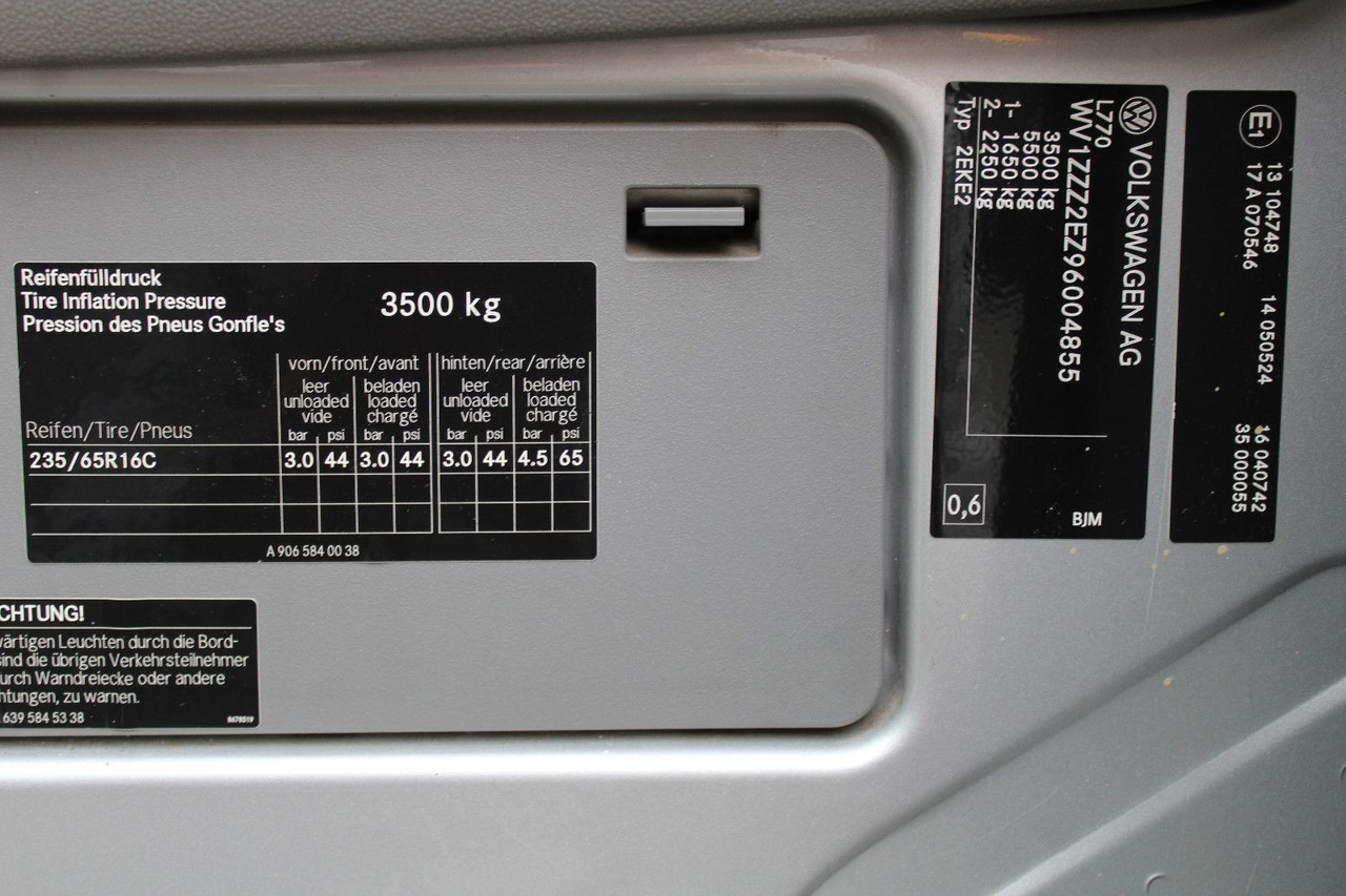 Volkswagen Crafter 2.5 TDI Kasten 3,5 t + AHK, Klima, в лизинг Volkswagen Crafter 2.5 TDI Kasten 3,5 t + AHK, Klima,: фото 17 Volkswagen Crafter 2.5 TDI Kasten 3,5 t + AHK, Klima, в лизинг Volkswagen Crafter 2.5 TDI Kasten 3,5 t + AHK, Klima,: фото 17