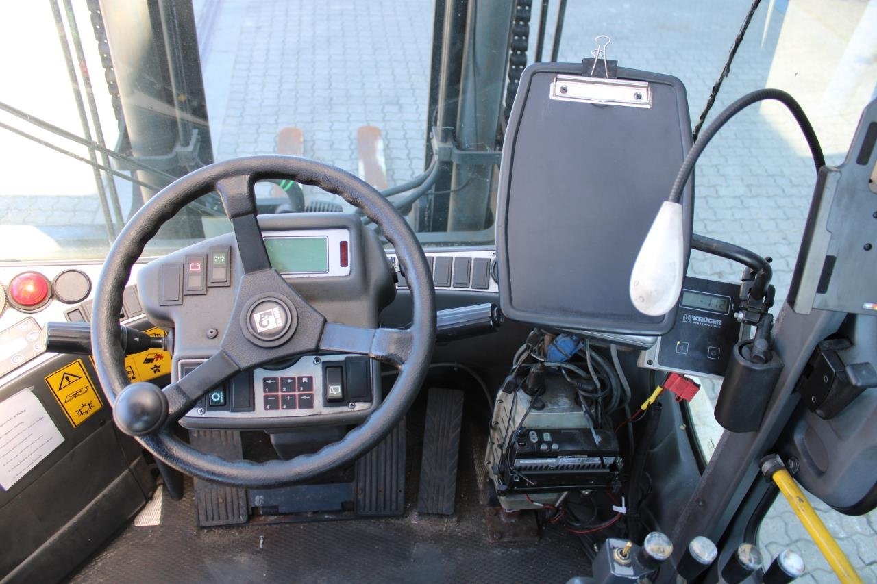 Kalmar DCE80-6 - Дизельный погрузчик: фото 4 Kalmar DCE80-6 - Дизельный погрузчик: фото 4