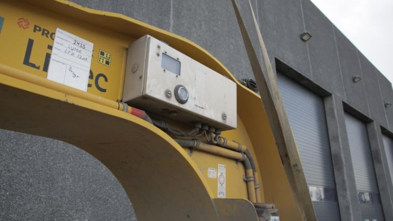 Liftec 120R-12000 - Ролл-трейлер: фото 4 Liftec 120R-12000 - Ролл-трейлер: фото 4