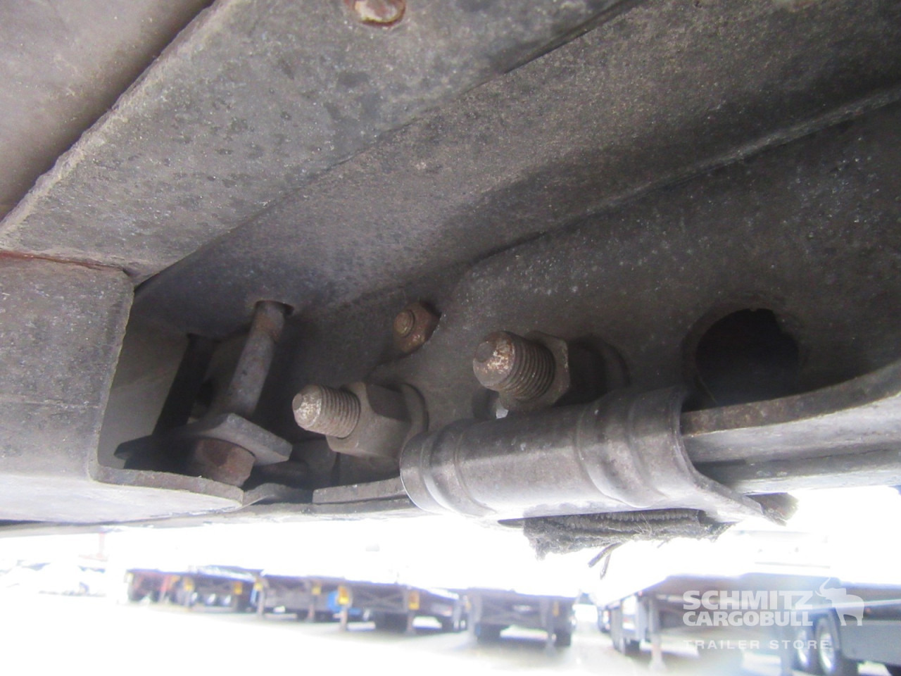 SCHMITZ Auflieger Curtainsider Mega - Тентованный полуприцеп: фото 3 SCHMITZ Auflieger Curtainsider Mega - Тентованный полуприцеп: фото 3