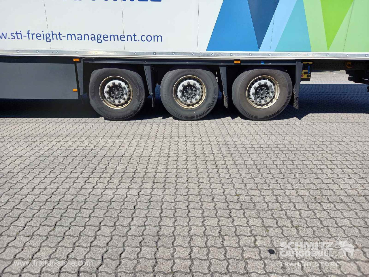 SCHMITZ Auflieger Tiefkühler Multitemp Double deck - Изотермический полуприцеп: фото 2 SCHMITZ Auflieger Tiefkühler Multitemp Double deck - Изотермический полуприцеп: фото 2