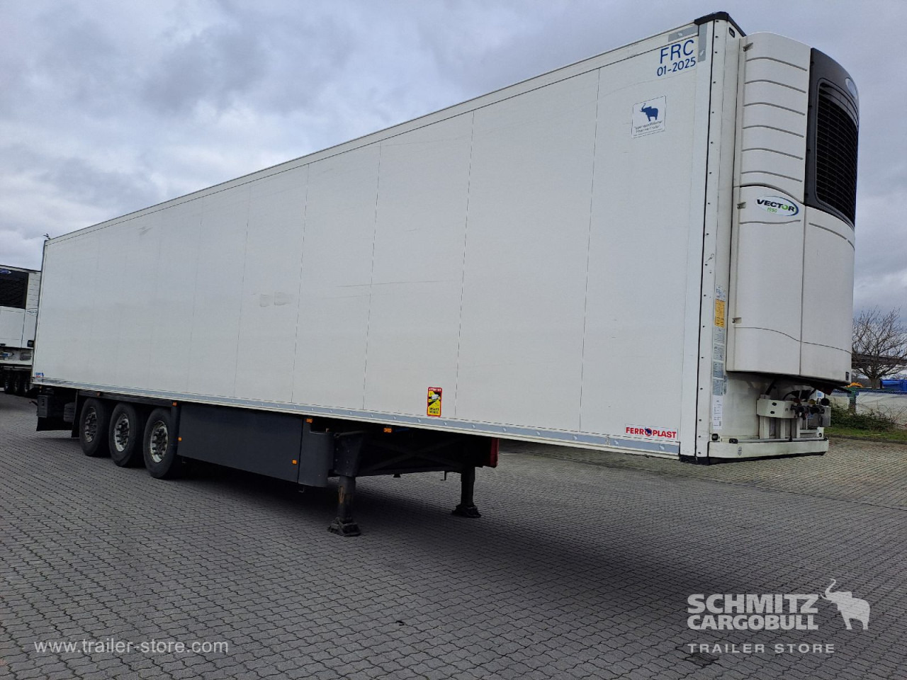 SCHMITZ Auflieger Tiefkühler Standard Double deck - Изотермический полуприцеп: фото 1 SCHMITZ Auflieger Tiefkühler Standard Double deck - Изотермический полуприцеп: фото 1