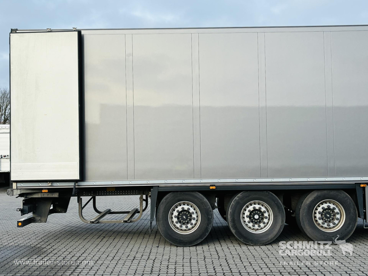 SCHMITZ Auflieger Tiefkühler Standard Double deck - Изотермический полуприцеп: фото 3 SCHMITZ Auflieger Tiefkühler Standard Double deck - Изотермический полуприцеп: фото 3