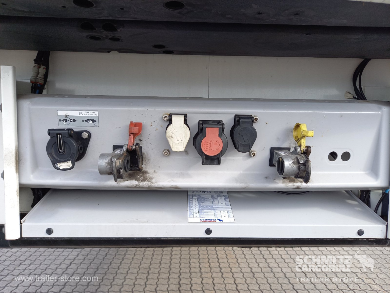 SCHMITZ Auflieger Tiefkühler Standard Double deck - Изотермический полуприцеп: фото 5 SCHMITZ Auflieger Tiefkühler Standard Double deck - Изотермический полуприцеп: фото 5