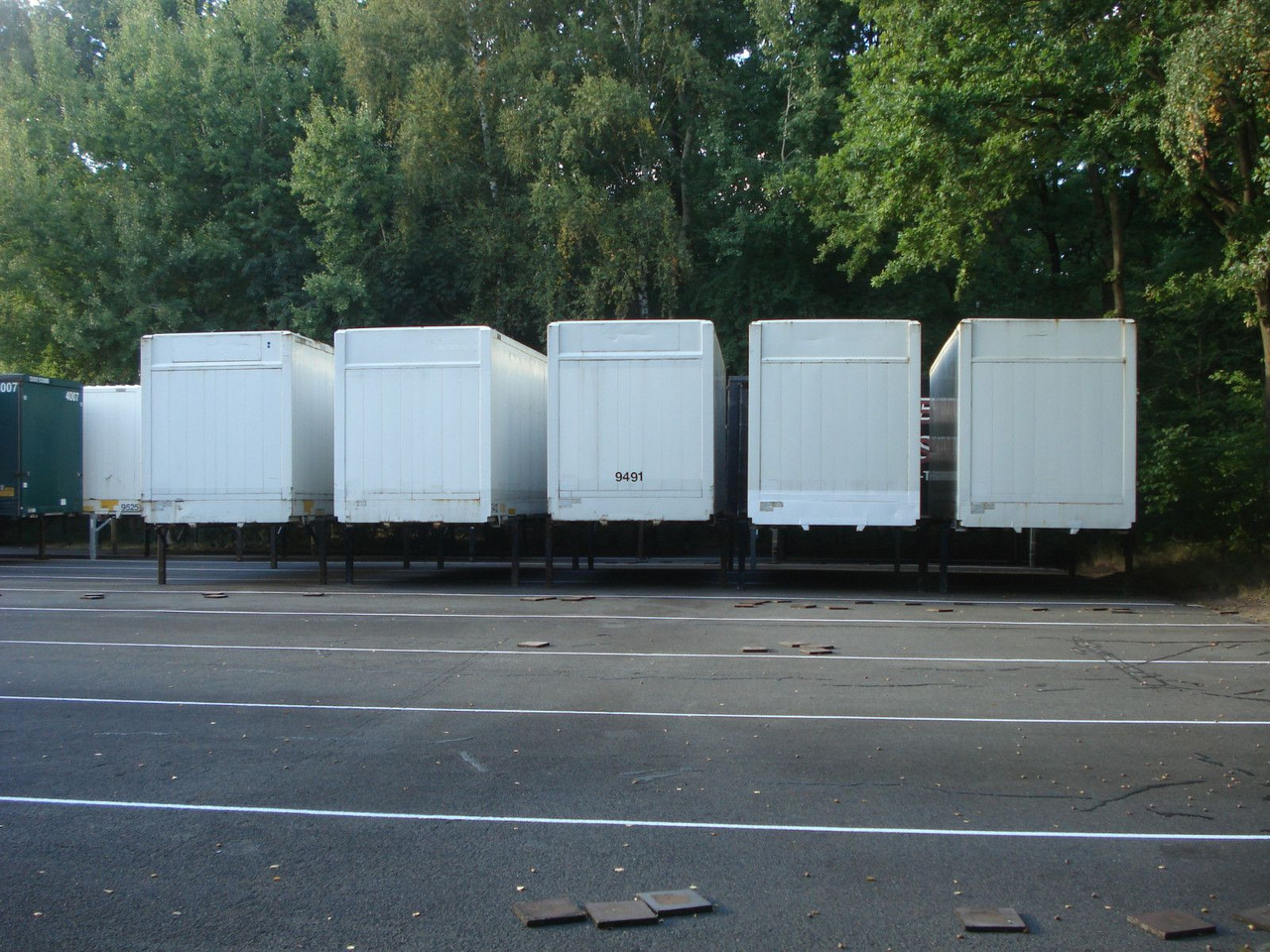 Krone WK 7,7 STG Kleider Textil Lager Jumbo C 7,82 WB - Прицеп-фургон: фото 2 Krone WK 7,7 STG Kleider Textil Lager Jumbo C 7,82 WB - Прицеп-фургон: фото 2