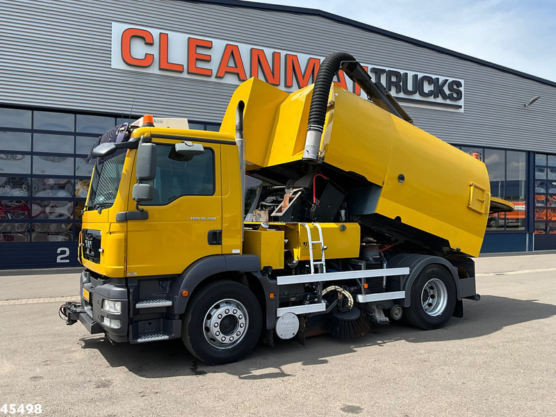 MAN TGM 18.290 4x2 Johnston Beam VT 800 Left and right sweeper - Подметально-уборочная машина: фото 2 MAN TGM 18.290 4x2 Johnston Beam VT 800 Left and right sweeper - Подметально-уборочная машина: фото 2