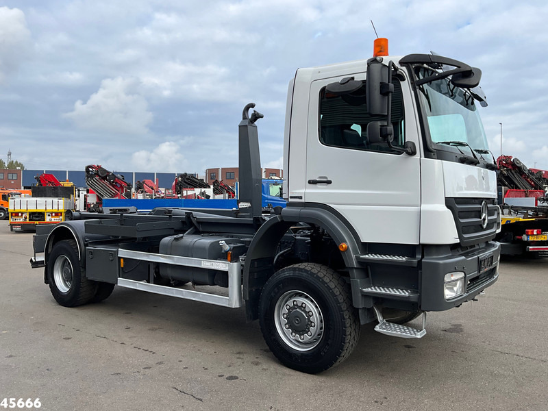 Mercedes-Benz AXOR 1929 4x4 VDL 14 Ton haakarmsysteem Just 208.008 km! - Крюковой мультилифт: фото 3 Mercedes-Benz AXOR 1929 4x4 VDL 14 Ton haakarmsysteem Just 208.008 km! - Крюковой мультилифт: фото 3