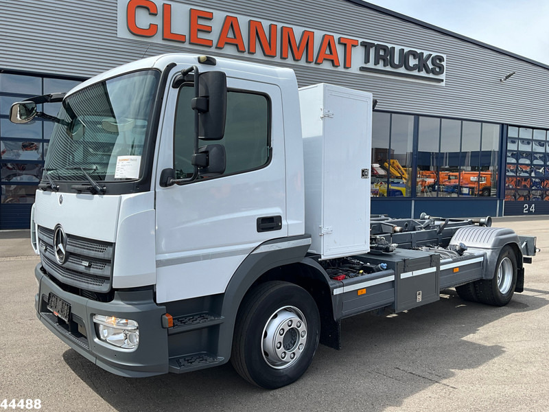 Mercedes-Benz Atego 1218 Euro 6 Manual 7 Ton haakarmsysteem - Крюковой мультилифт: фото 2 Mercedes-Benz Atego 1218 Euro 6 Manual 7 Ton haakarmsysteem - Крюковой мультилифт: фото 2