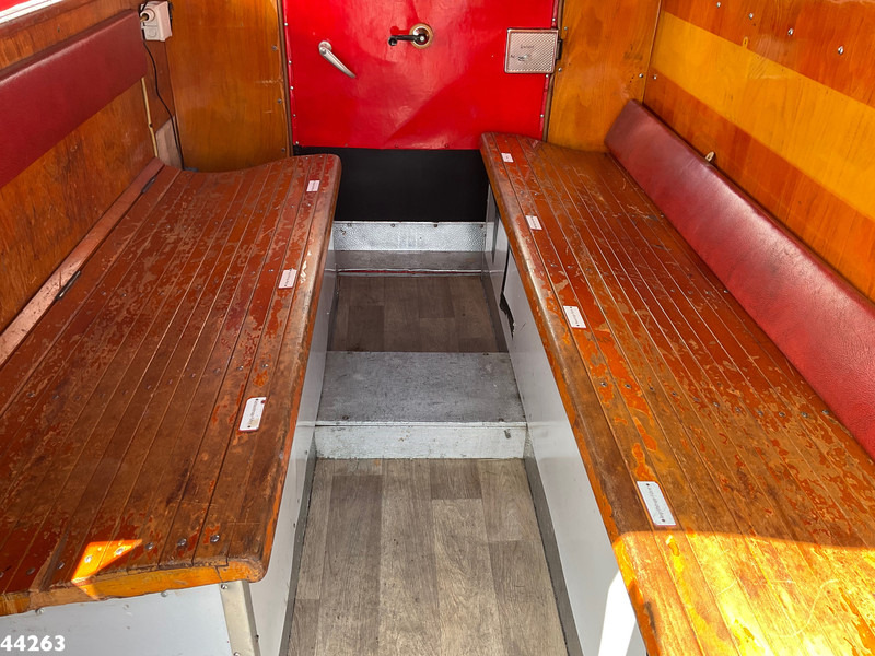 Пожарная машина Mercedes-Benz LF 311 Oldtimer Feuerwehrfahrzeug Just 35.940 km!: фото 18 Пожарная машина Mercedes-Benz LF 311 Oldtimer Feuerwehrfahrzeug Just 35.940 km!: фото 18