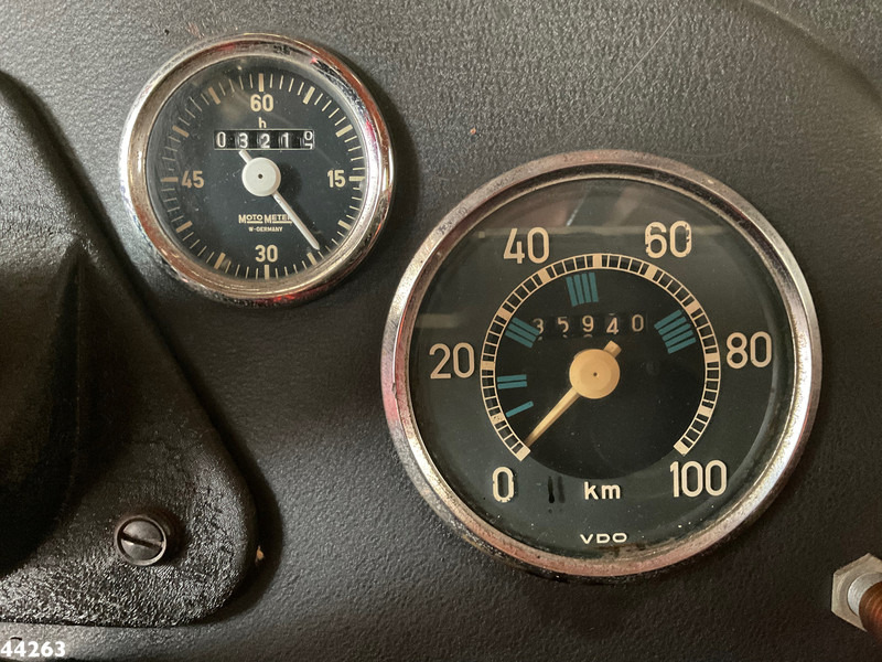 Пожарная машина Mercedes-Benz LF 311 Oldtimer Feuerwehrfahrzeug Just 35.940 km!: фото 19 Пожарная машина Mercedes-Benz LF 311 Oldtimer Feuerwehrfahrzeug Just 35.940 km!: фото 19