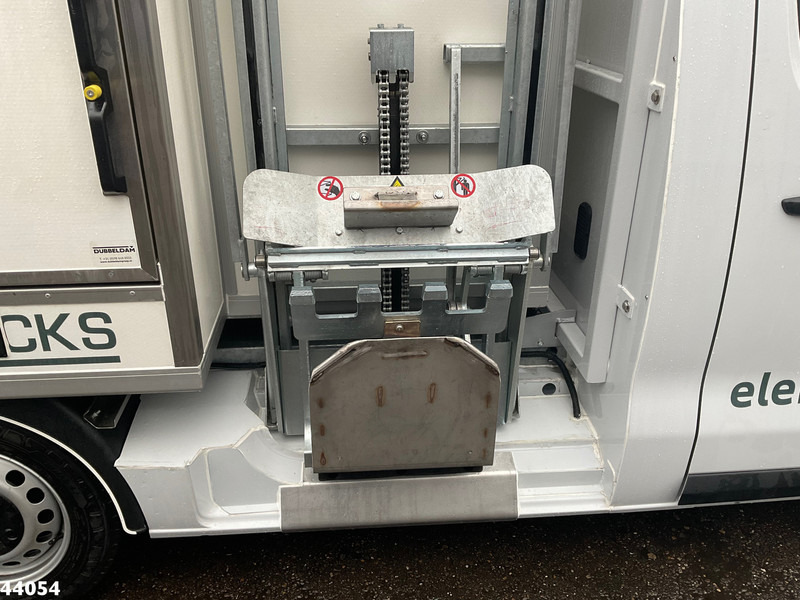 Мусоровоз Peugeot E-Expert 100% elektrisch kippende zijlader: фото 10