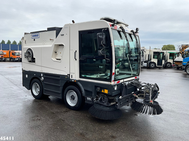 Schmidt Cleango 500 Compact Euro 6 with 3-rd brush - Подметально-уборочная машина: фото 3 Schmidt Cleango 500 Compact Euro 6 with 3-rd brush - Подметально-уборочная машина: фото 3