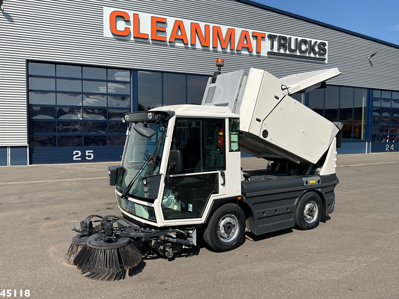 Schmidt Swingo Compact 200 Euro 6 - Подметально-уборочная машина: фото 1 Schmidt Swingo Compact 200 Euro 6 - Подметально-уборочная машина: фото 1