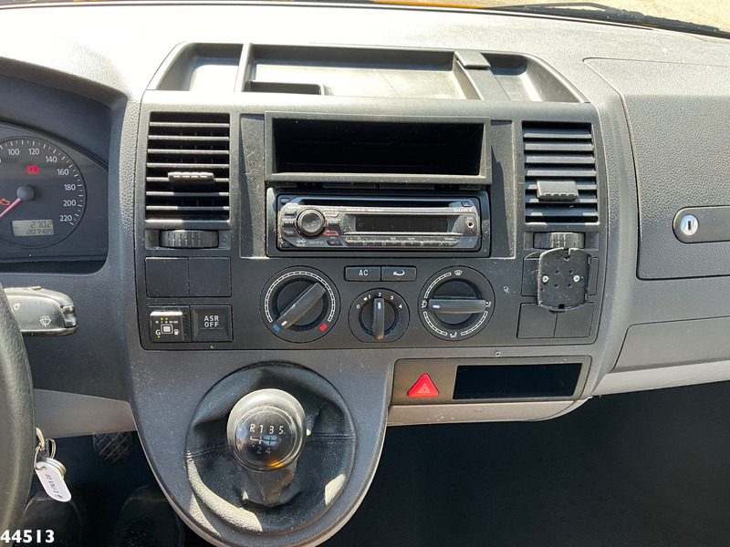 Грузовик бортовой/ Платформа Volkswagen Transporter 2.0 300 Manual: фото 9