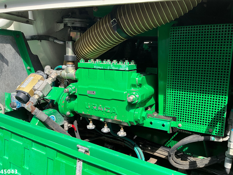 Ассенизатор Volvo FM 340 6x4 7m³ Combi kolkenzuiger Just 159.037 km!: фото 17 Ассенизатор Volvo FM 340 6x4 7m³ Combi kolkenzuiger Just 159.037 km!: фото 17