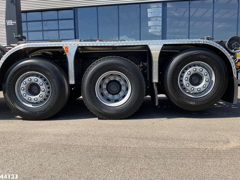 Volvo FM 420 8x2 Hiab 25 Tonmeter laadkraan Welvaarts laadkraan weegsysteem - Крюковой мультилифт, Автоманипулятор: фото 3 Volvo FM 420 8x2 Hiab 25 Tonmeter laadkraan Welvaarts laadkraan weegsysteem - Крюковой мультилифт, Автоманипулятор: фото 3
