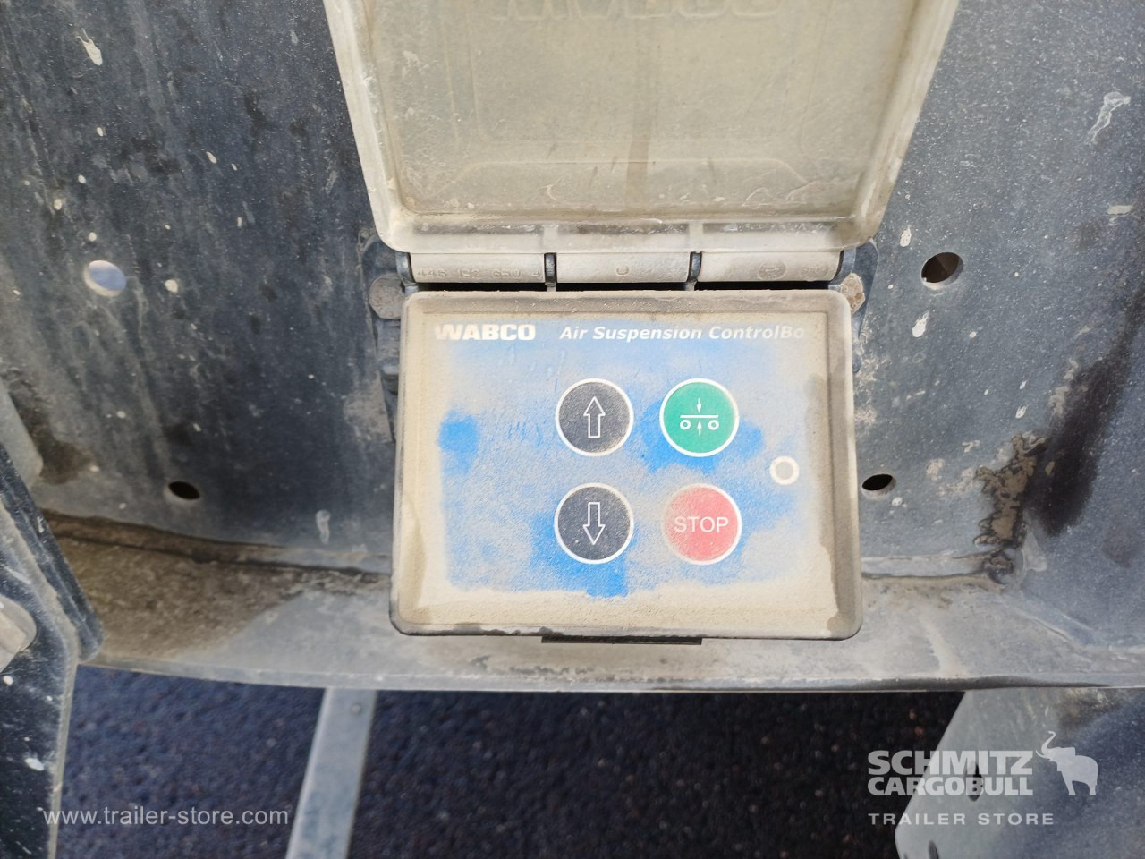 LANGENDORF Auflieger Kipper Stahlrundmulde 24m³ - Самосвальный полуприцеп: фото 4 LANGENDORF Auflieger Kipper Stahlrundmulde 24m³ - Самосвальный полуприцеп: фото 4