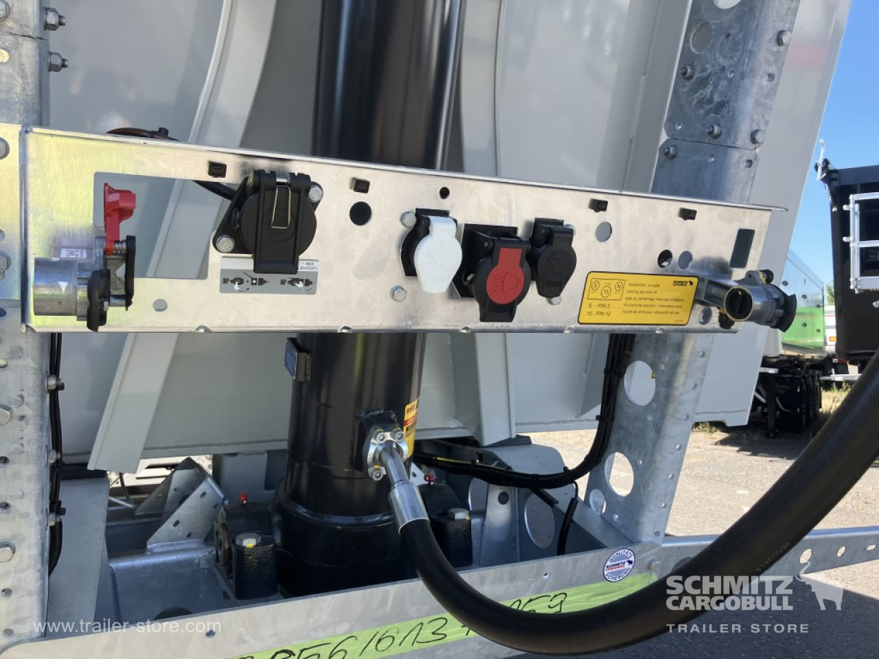 SCHMITZ Auflieger Kipper Alukastenmulde 52m³ - Самосвальный полуприцеп: фото 4 SCHMITZ Auflieger Kipper Alukastenmulde 52m³ - Самосвальный полуприцеп: фото 4